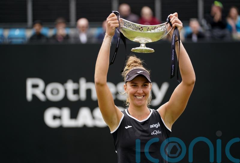 Back-to-back titles for Beatriz Haddad Maia as Zhang Shuai retires in Birmingham