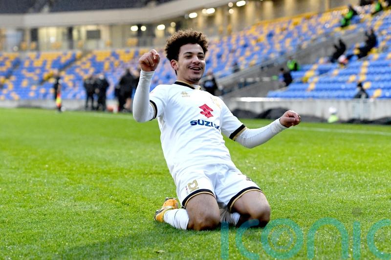 Swansea sign Matthew Sorinola on loan from Belgian club Union SG