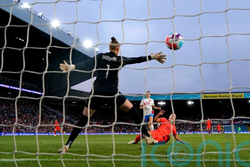 England record-breaker Beth Mead says competition for places has improved form