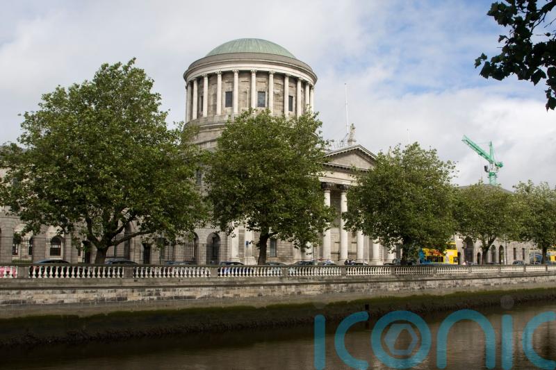 Almost 30% of queries to free legal advice service related to family law