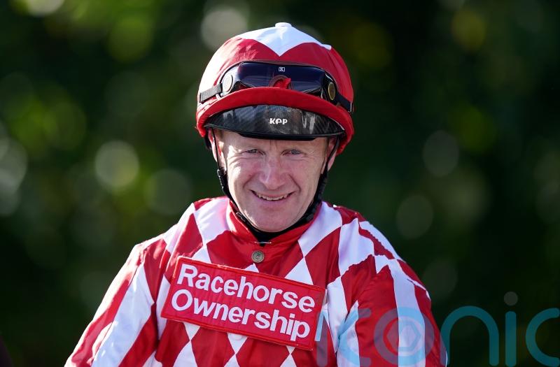 Joe Fanning on the sidelines with fractured arm