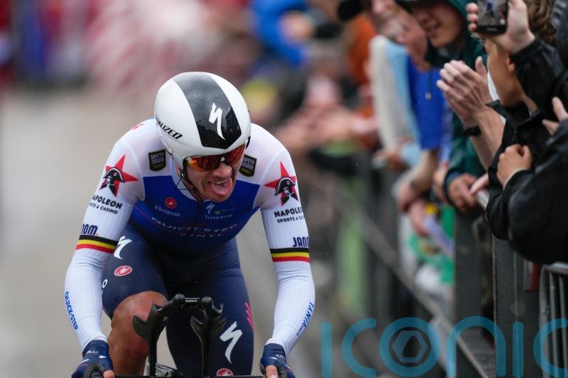 Yves Lampaert claims victory in Copenhagen on wet opening day of Tour de France