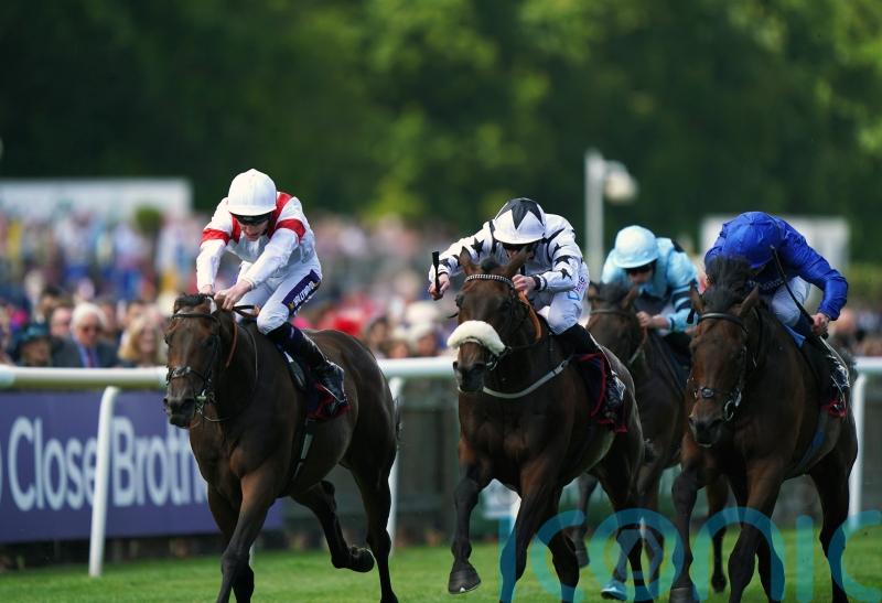 Deauville Legend lifts Bahrain Trophy prize