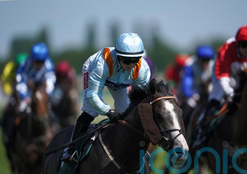 Eddie&rsquo;s Boy Sprints clear for Super Newbury success