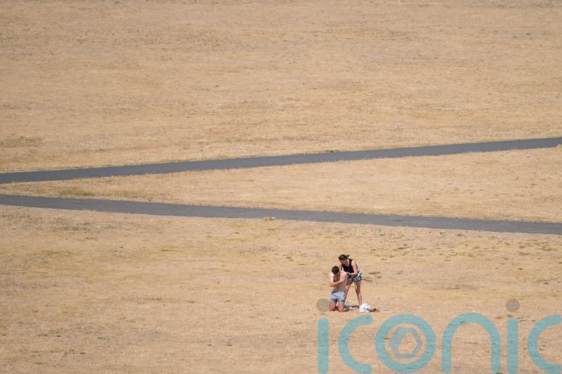 'Stop exercising' - People advised to rest during heatwave to avoid health issues