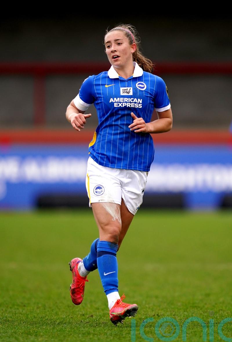 Manchester United sign Maya Le Tissier from Brighton for undisclosed fee