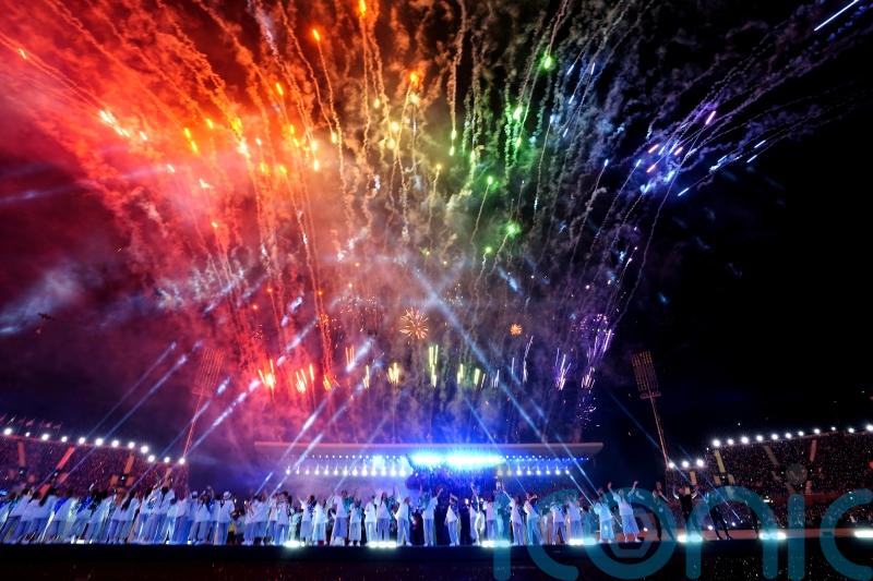 Laura Kenny leading medal bid after spectacular opening to Commonwealth Games