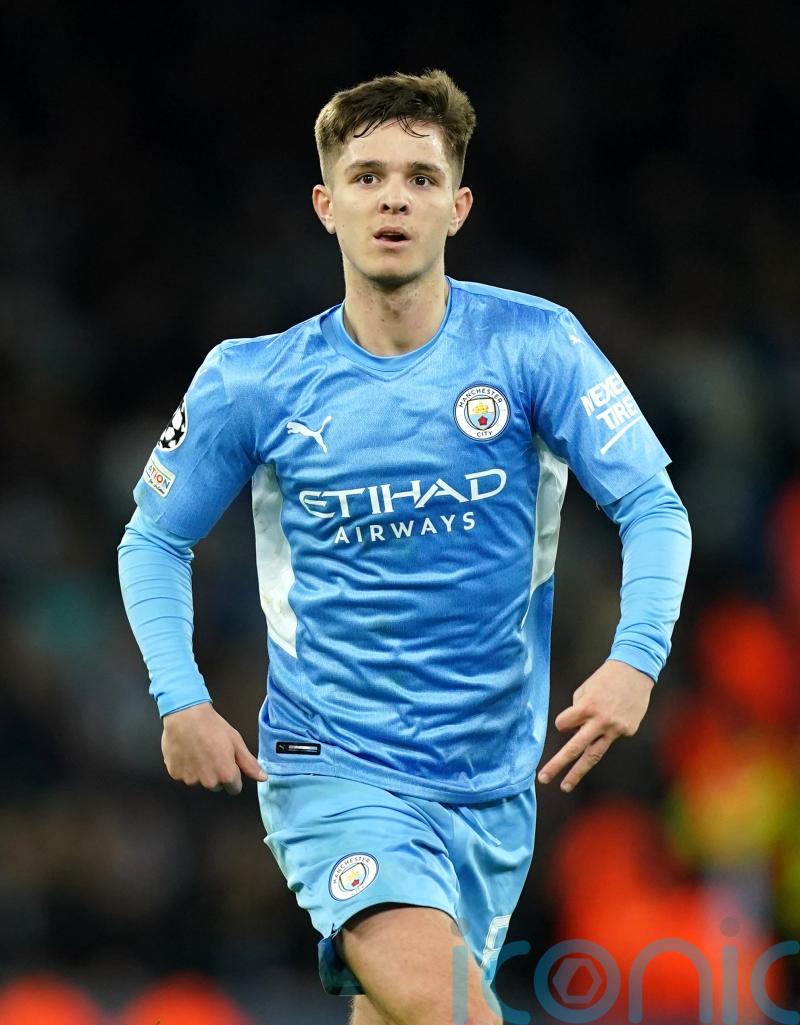 Manchester City midfielder James McAtee makes Sheffield United loan move