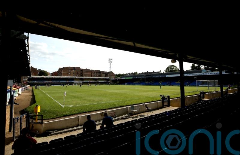 Boreham Wood hang on to sink Southend despite double dismissal