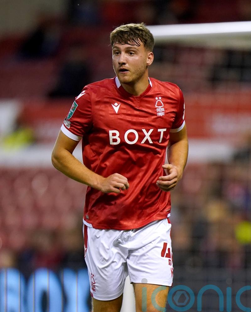 Mansfield fightback to see off 10-man AFC Wimbledon in seven-goal thiller