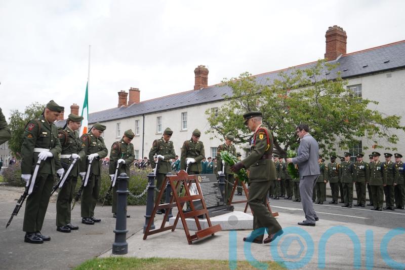 Michael Collins family mark centenary of Irish revolutionary leader&rsquo;s death