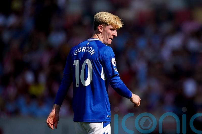 Jordan Pickford hails in-demand forward Anthony Gordon