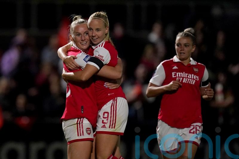 Beth Mead scores twice as Arsenal thrash Brighton in WSL opener