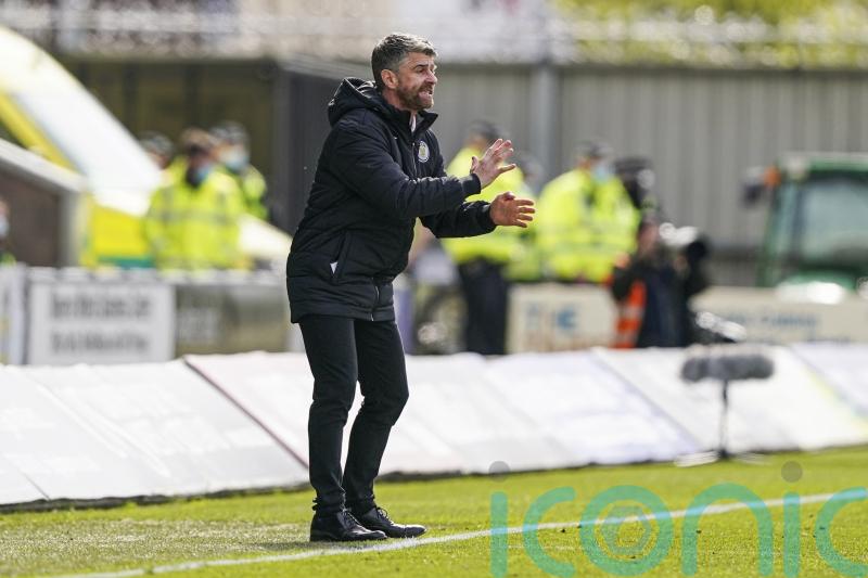 Stephen Robinson urges St Mirren to be on the ball when Celtic visit Paisley