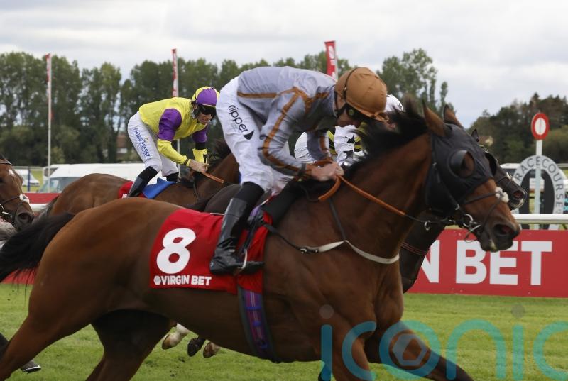 Summer special denies Commanche Falls in Ayr Gold Cup
