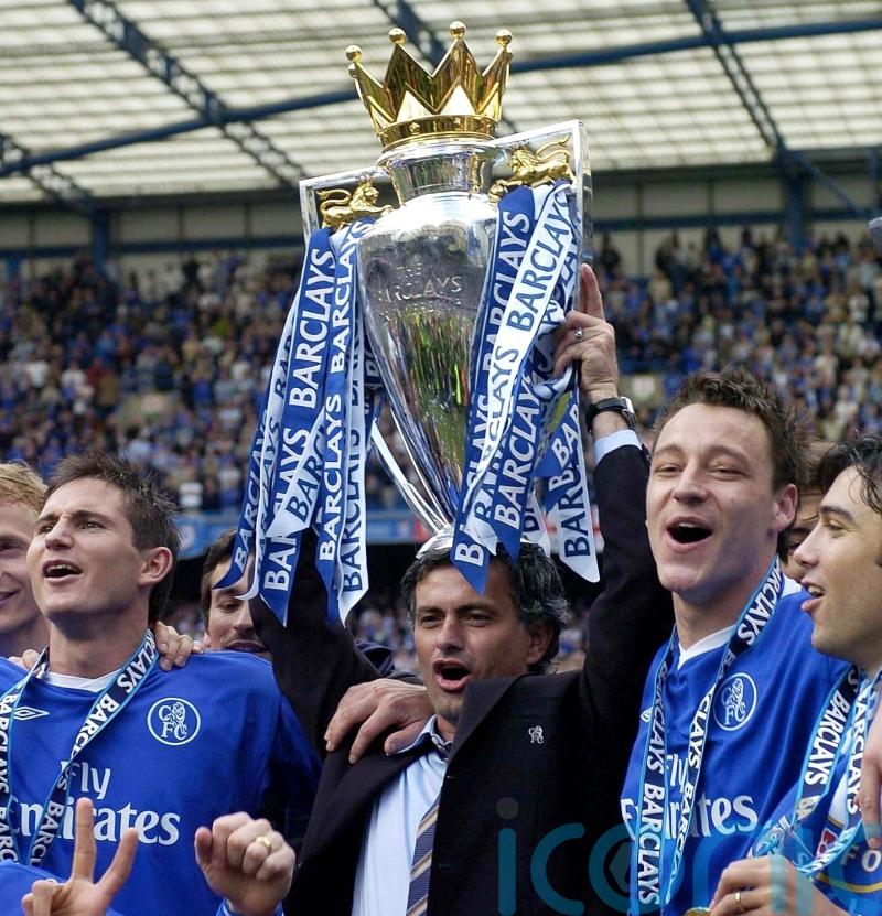 On this day on 2007 &ndash; Jose Mourinho&rsquo;s first spell as Chelsea boss ends abruptly