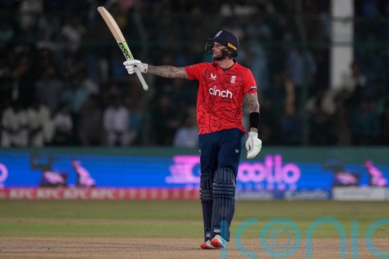 Alex Hales back with a bang as England win first T20 international in Pakistan