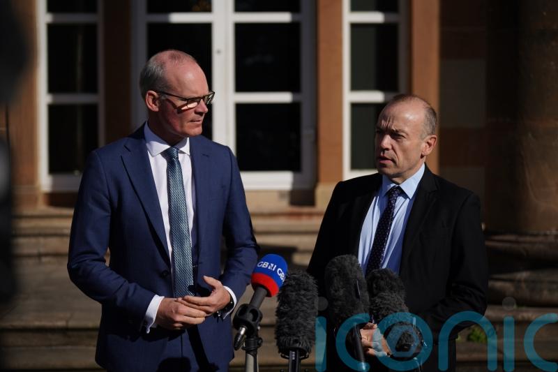 Restoring Stormont is priority for British and Irish governments &ndash; Heaton-Harris