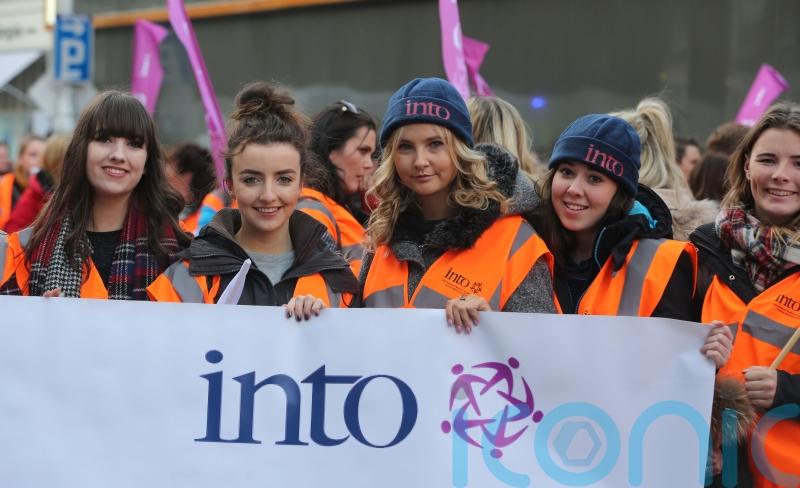 Two teaching unions vote overwhelmingly in favour of revised pay deal