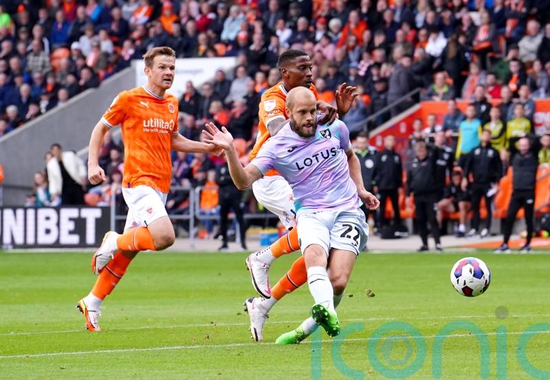 Teemu Pukki fires Norwich to victory at Blackpool