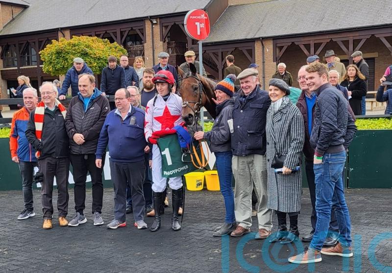 Darver Star books Fairyhouse clash with Honeysuckle