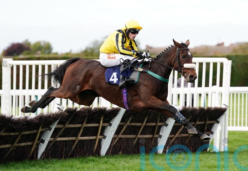 Sharp hits winning Note at Hereford