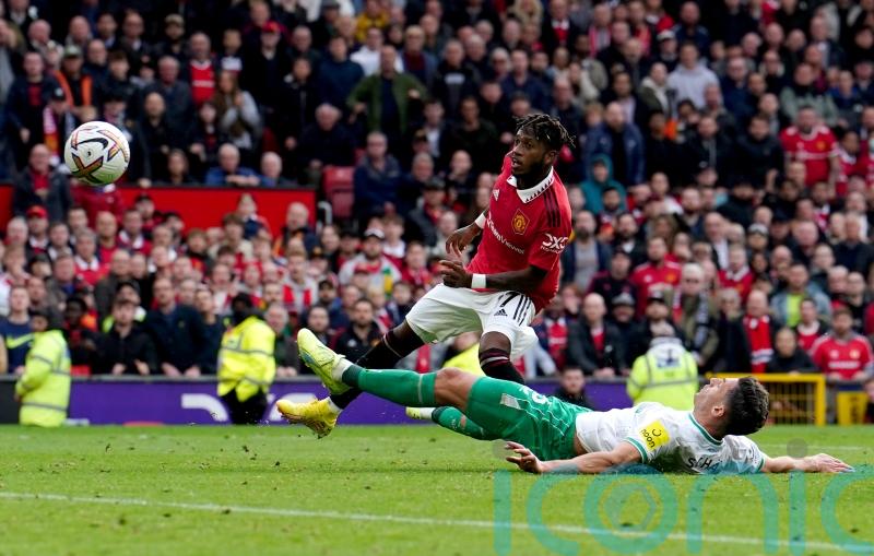 Newcastle keep Manchester United at bay at Old Trafford