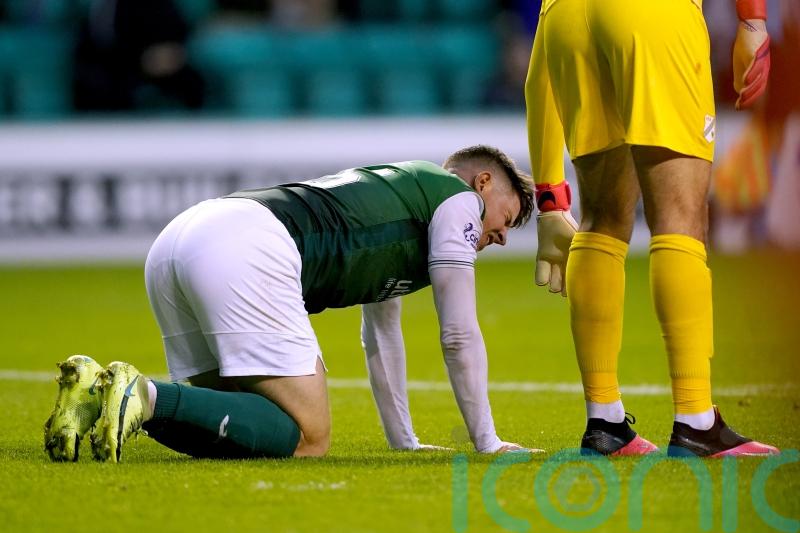 Kevin Nisbet not yet ready as Hibernian take on St Johnstone