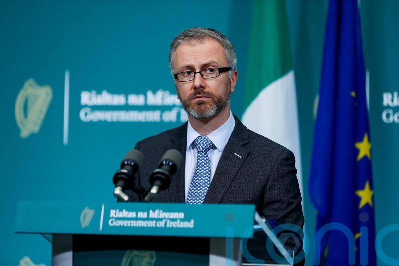 Minister cannot rule out Ukrainian refugees having to sleep on the streets