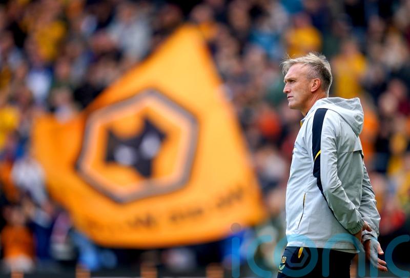 Steve Davis &lsquo;surprised&rsquo; as Wolves fans turn on technical director Scott Sellars
