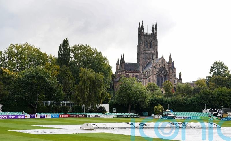 Worcestershire favour truncating The Hundred over reduction of county fixtures