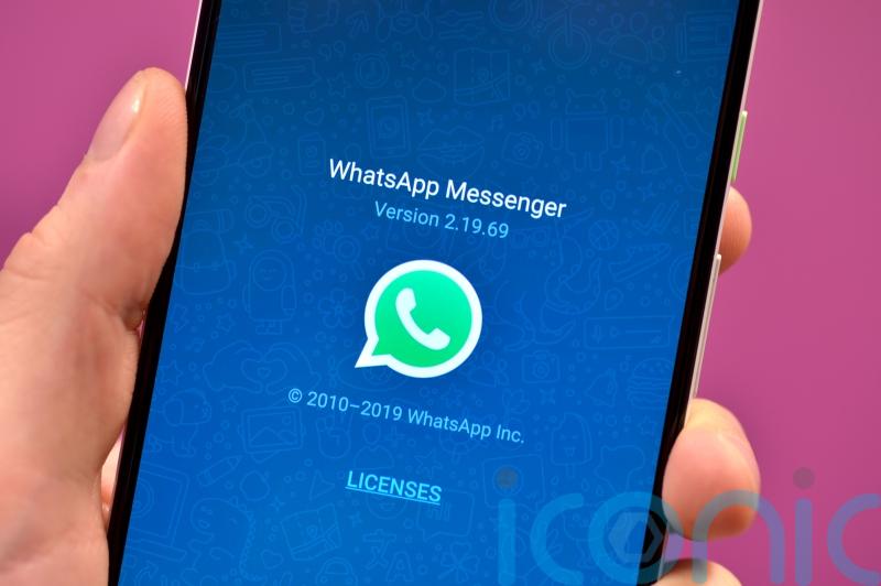 WhatsApp goes down for users