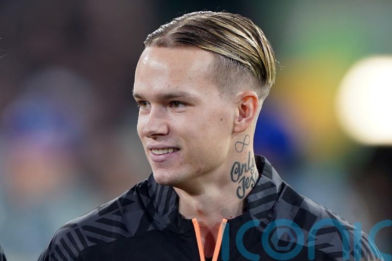 Football rumours: Mykhaylo Mudryk&rsquo;s signature will cost &lsquo;more than Antony&rsquo;