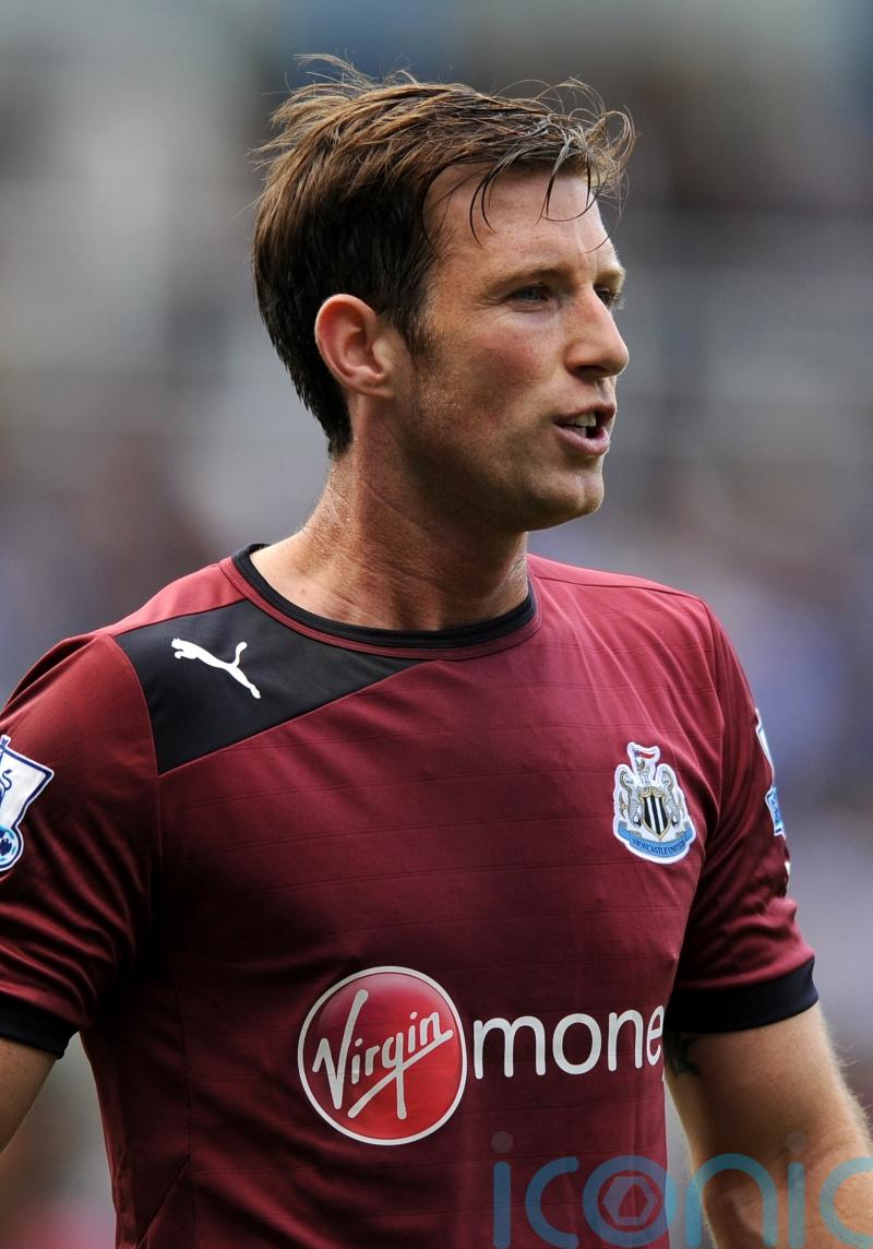 Gateshead boss Mike Williamson allows striker to leave before FA Cup tie