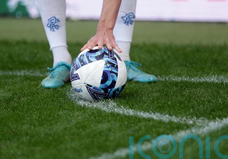 Leaders Ayr held by Morton