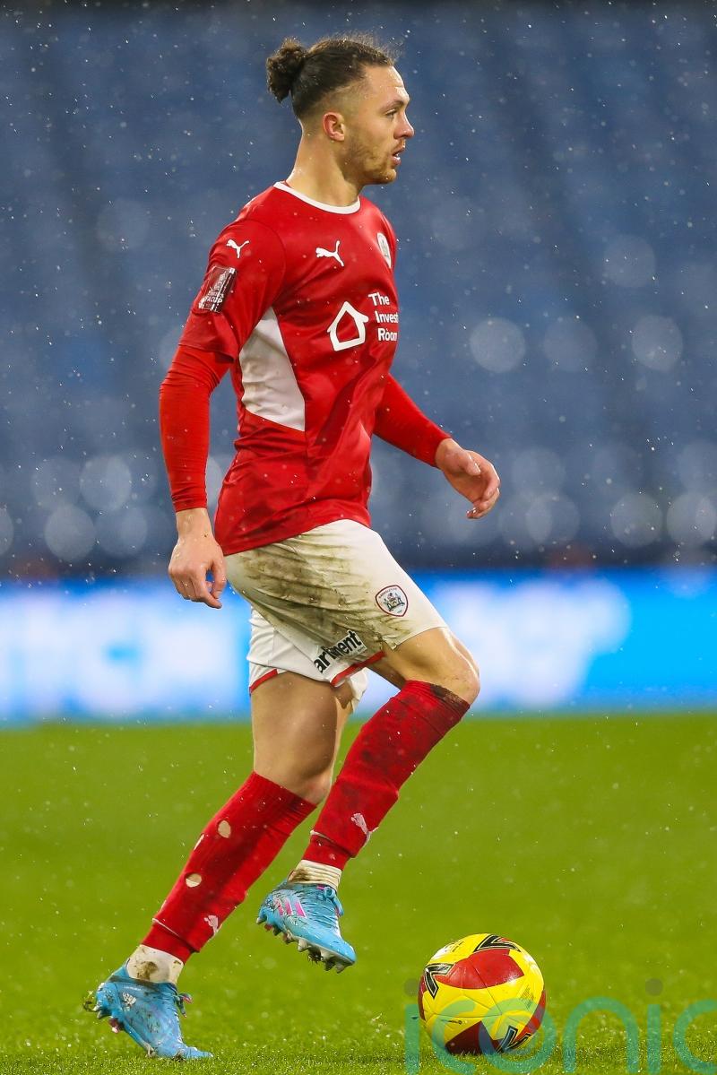 Barnsley move into play-off places with comfortable win over MK Dons