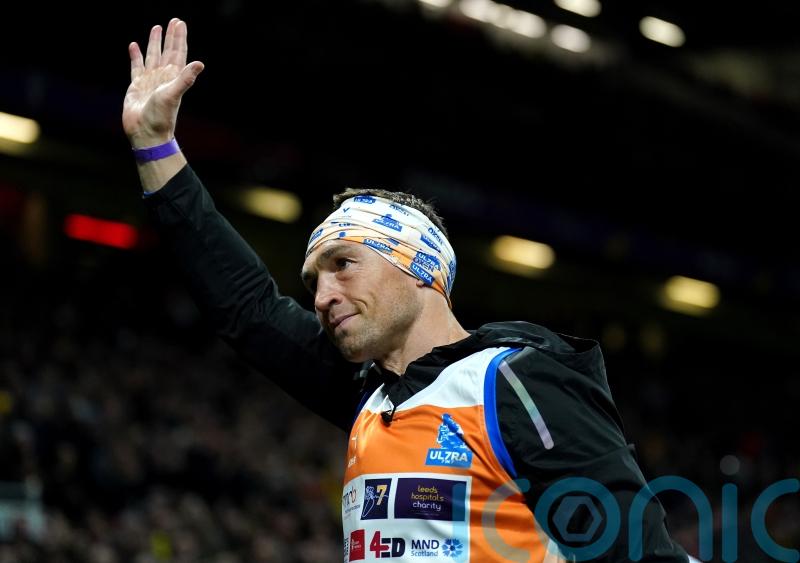 Kevin Sinfield ends ultra marathon challenge to raucous reception