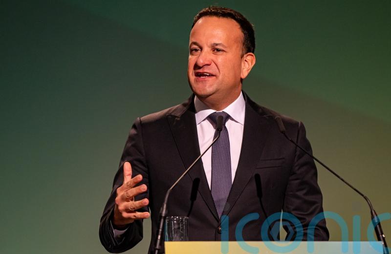Varadkar pledges to grow middle ground as he warns against Sinn Fein