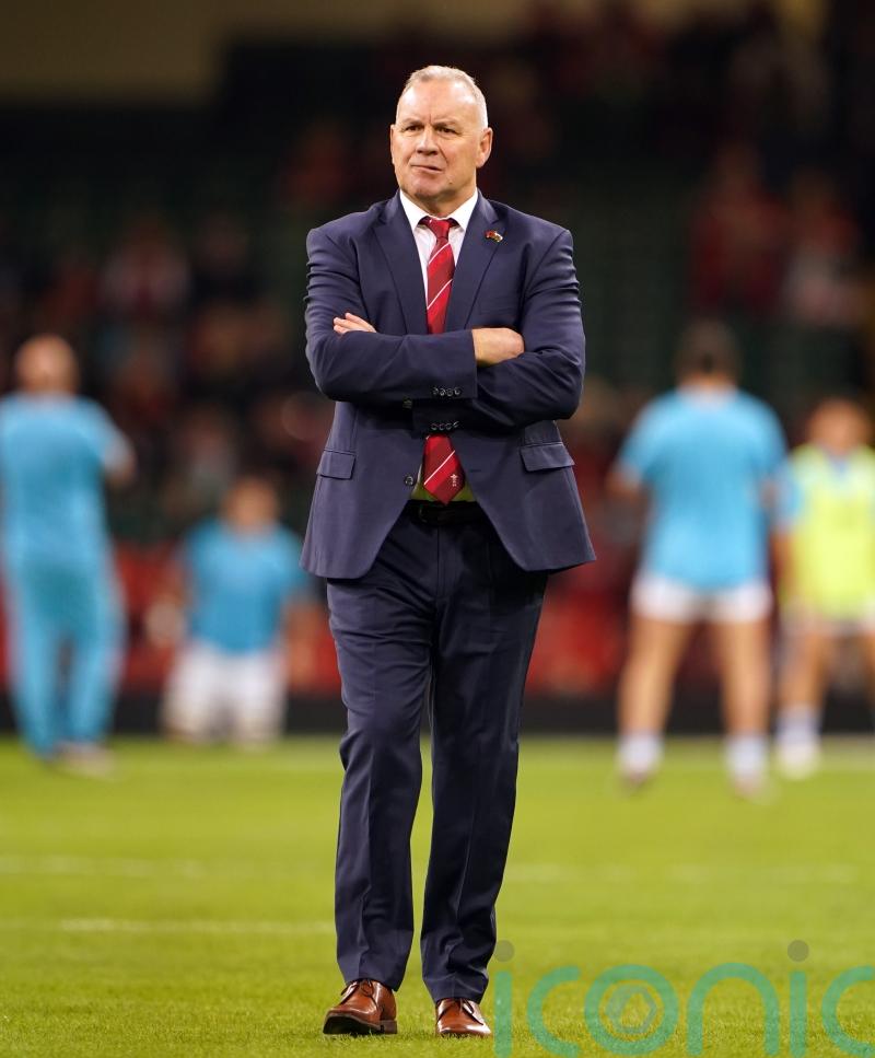 Wayne Pivac wants Wales to make it up to fans they &lsquo;let down&rsquo;