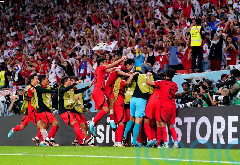 South Korea stun Portugal at the death to follow them through to last 16