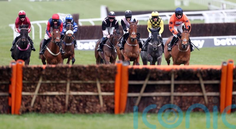 Nicky Martin retains all faith in Bear Ghylls