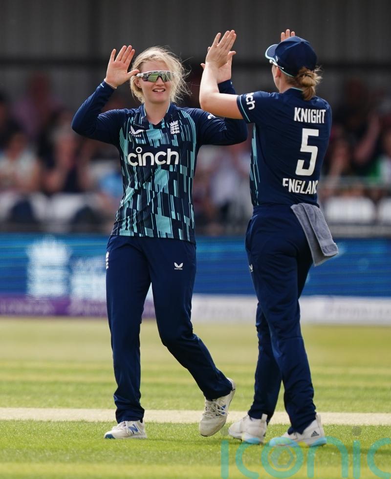 England win third T20 to claim touring series against West Indies