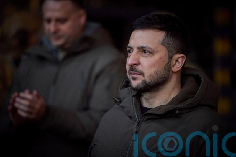 Ukrainian president to meet Biden ahead of vote on $45bn emergency package