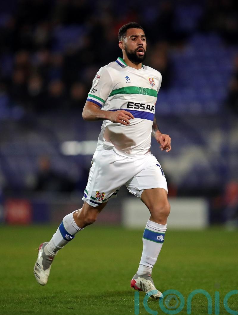 Kane Hemmings nets late on as 10-man Tranmere win at Barrow