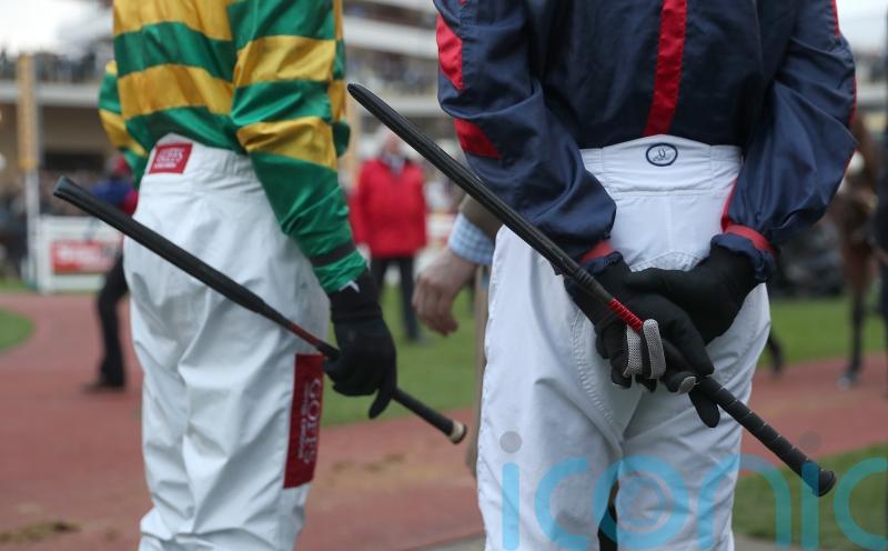Jockeys voice support for changes to whip regulations