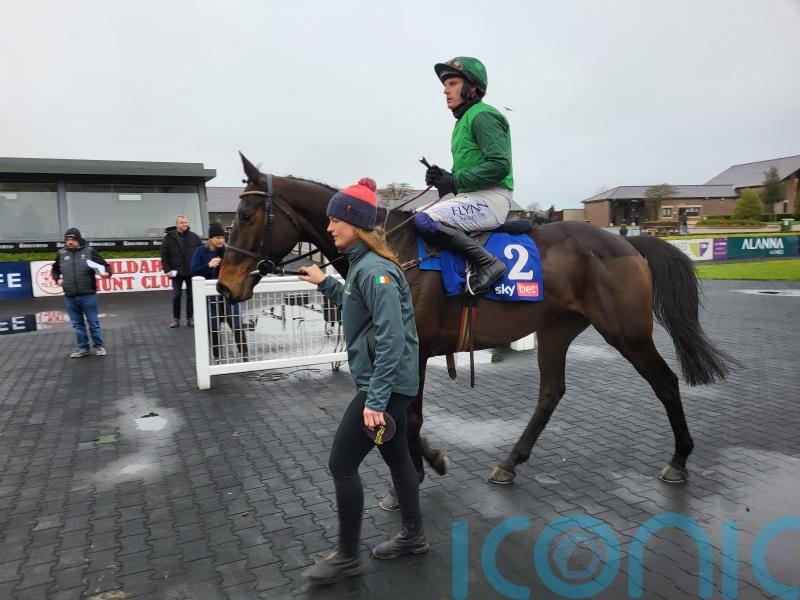 Impaire Et Passe jets home in Moscow Flyer