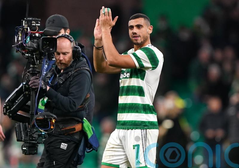&lsquo;Bonkers&rsquo; for Celtic to sell Giorgos Giakoumakis now, insists Chris Sutton