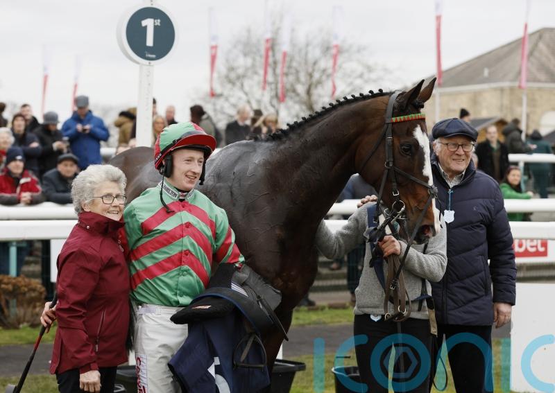 Tommy&rsquo;s Oscar delight for Ann and Ian Hamilton at Doncaster