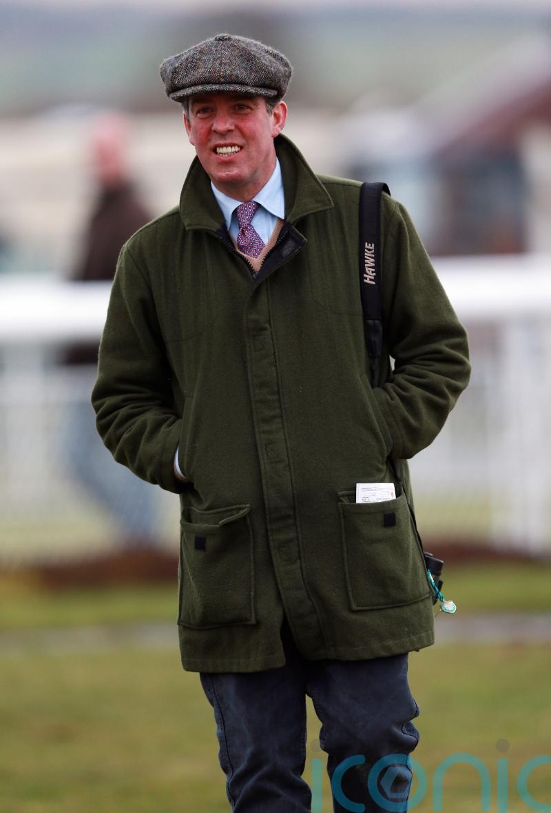 Il Est Francais to make official move to Noel George