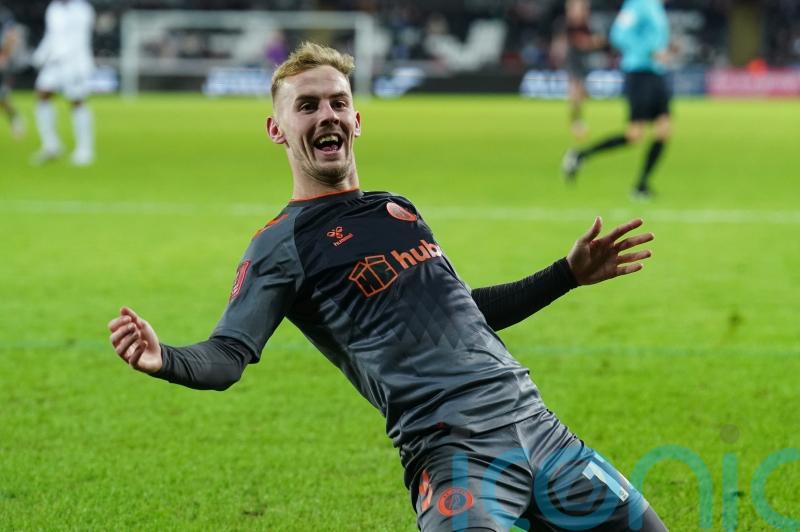 Bristol City continue fine run with hard-fought victory at Preston